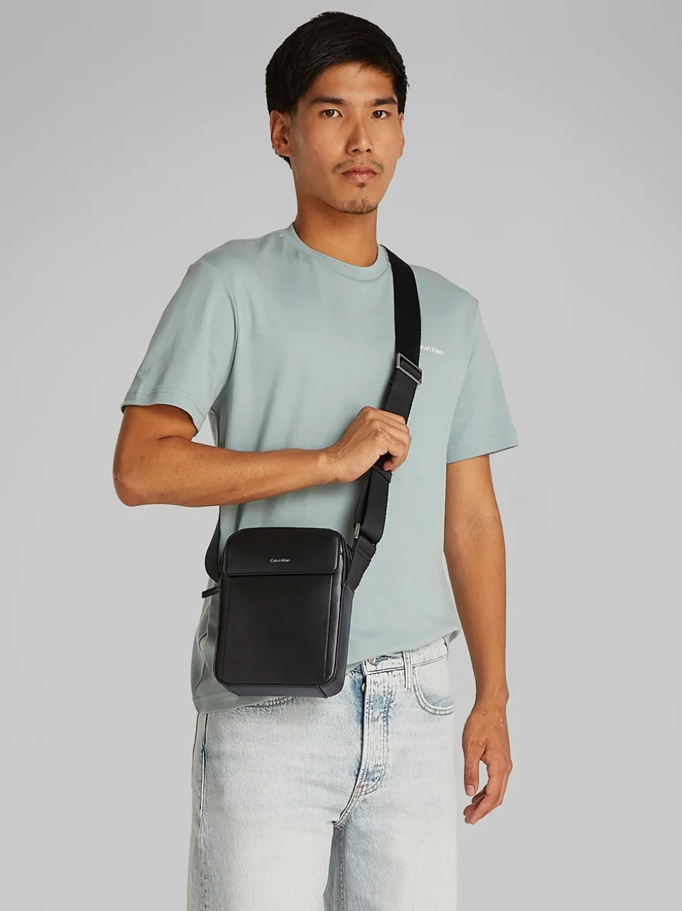 Calvin Klein Sleek Reporter - Black